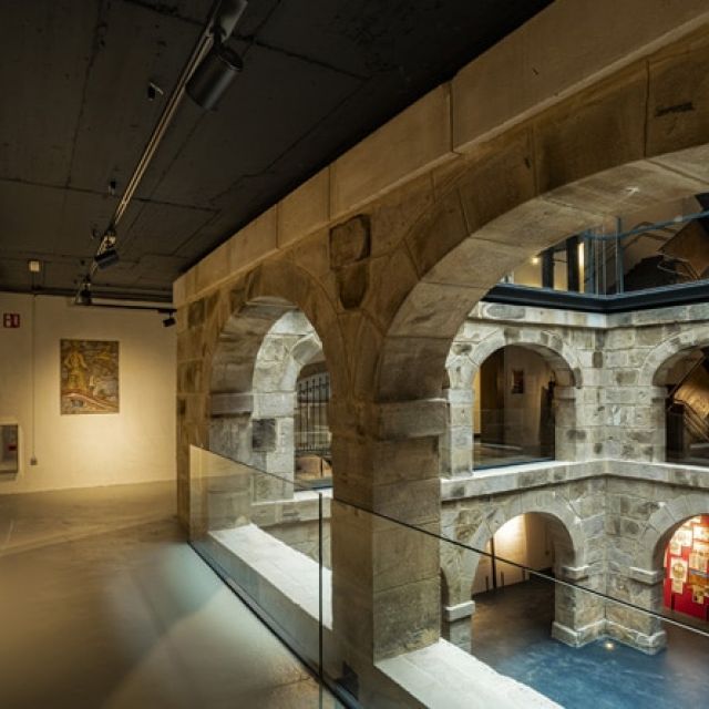Luminaria Palacio Horkasitas