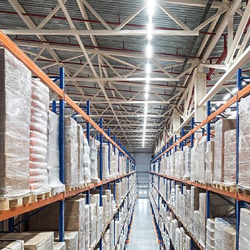 Pantalla estanca de elevada eficiencia que incorpora funcionalidad en modo emergencia