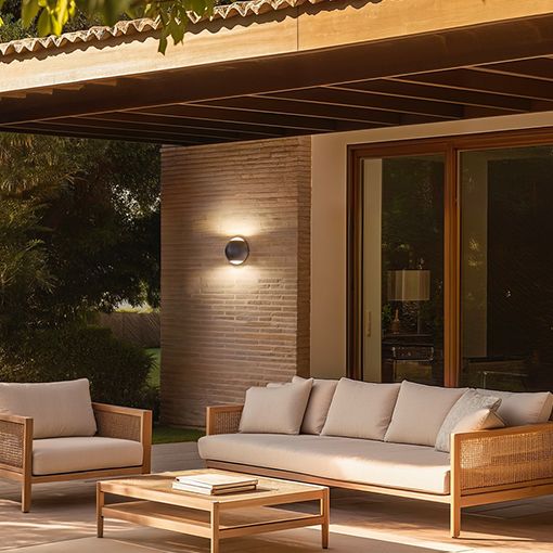 Luces de pared de montaje en superficie para su uso en exterior que proporcionan un diseño moderno y funcional