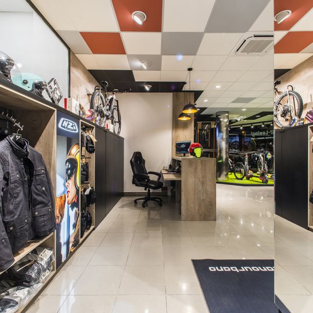 iluminacion tienda bicis electricas