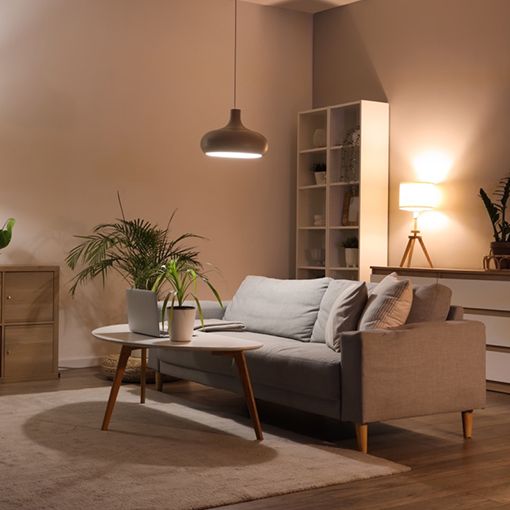 Excelente distribución de luz que emula a la perfección el de la tradicional lámpara incandescente.