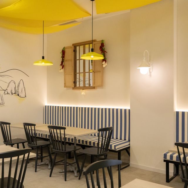 Iluminacion de Restaurante Brisa di Mare
