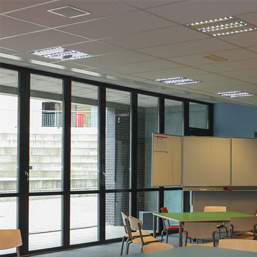 Tubo de tecnología led de alto rendimiento fabricado en vidrio con recubrimiento anti-estallido. Reemplazo rápido, simple y seguro