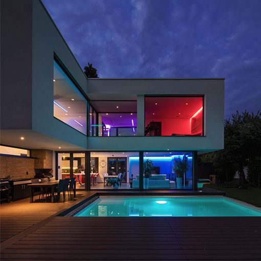 Tira led digital que posibilita una iluminación continua sin puntos.