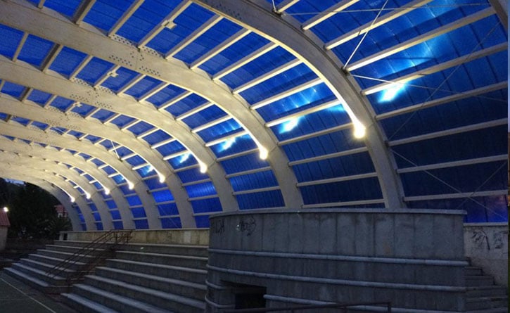 Luminaria para instalaciones deportivas