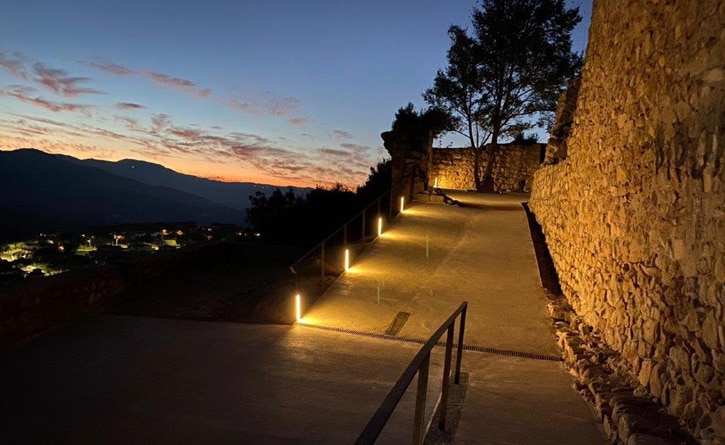 Luminaria Castillo de Palafolls