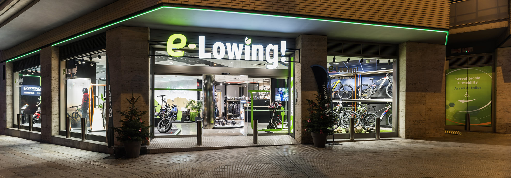 Proyecto iluminacion tienda patinetes motocicletas y bicicletas electricas