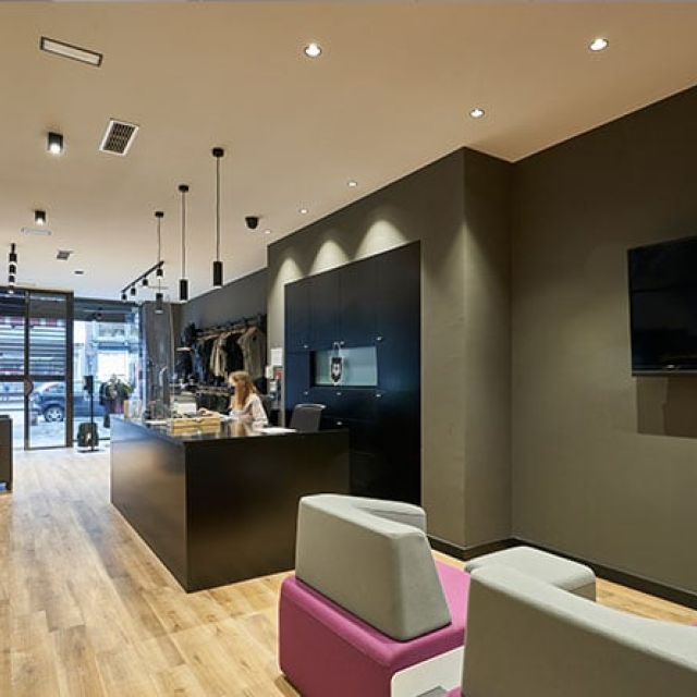 PROYECTO DE ILUMINACION EN OFICINA Y TIENDA BILBAO BASKET