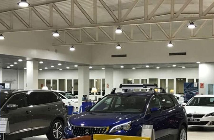renovacion de iluminacion en concesionarios de coches