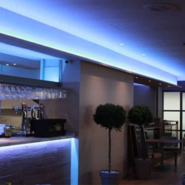 Luminaria del restaurante Portofino Salou
