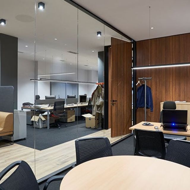 PROYECTO DE ILUMINACION EN OFICINA Y TIENDA BILBAO BASKET