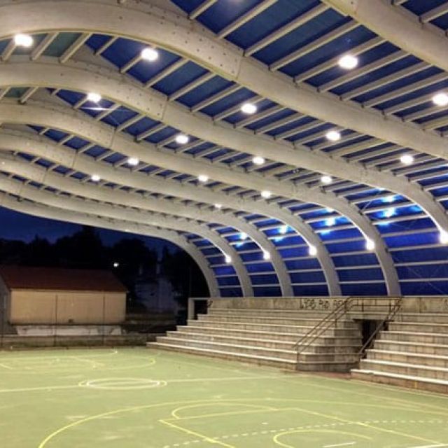 proyecto de iluminacion del centro de deportes solares