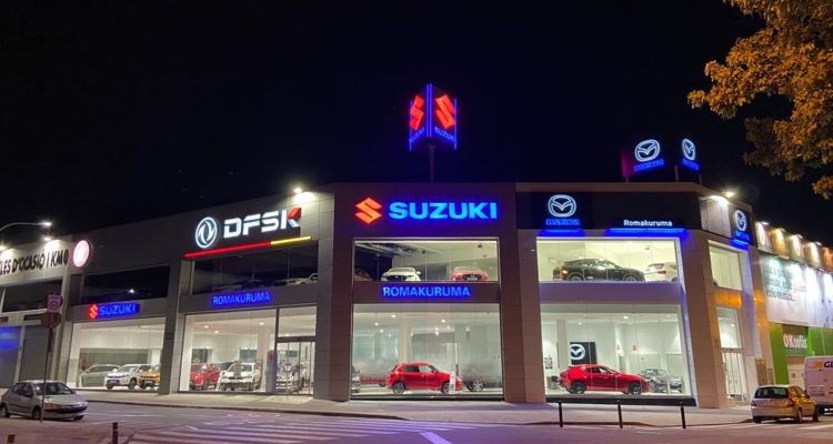 Iluminacion concesionario coches