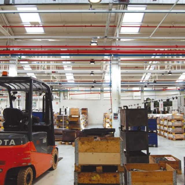 Luminaria industrial para SNA LOGISTIC