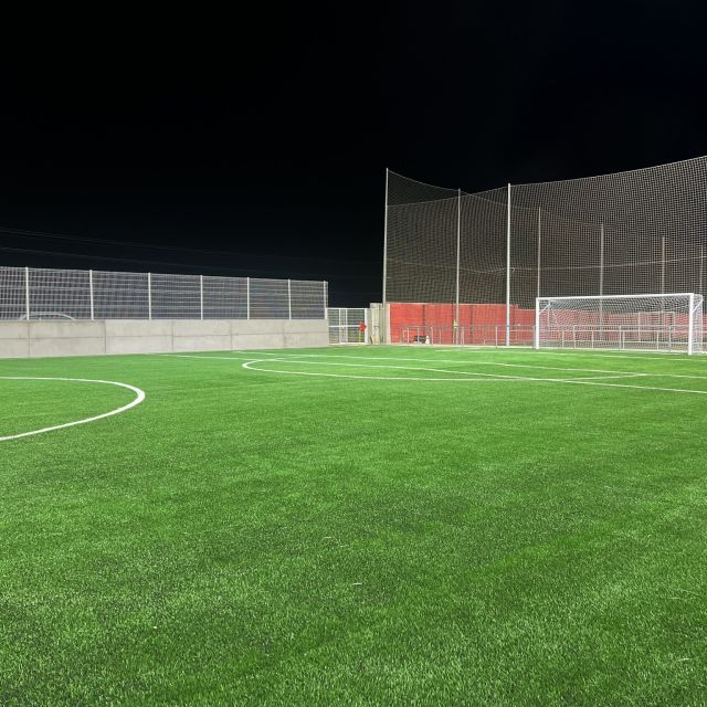 Iluminacion de campos de futbol7