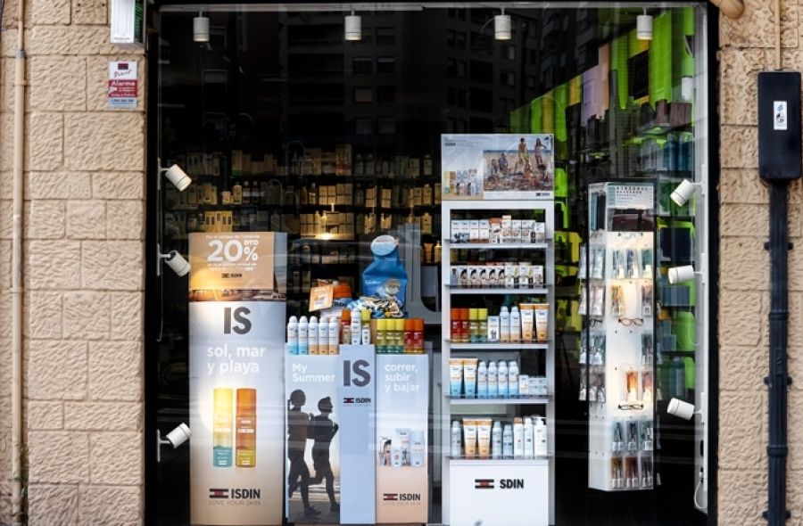 empresa de alumbrado exterior para farmacias