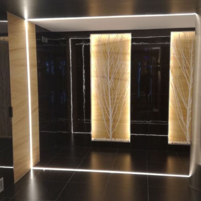 Luminaria portal vivienda León