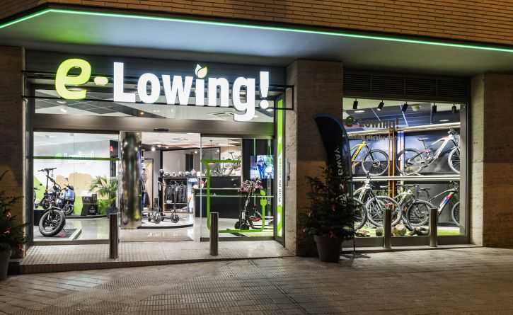 Proyecto iluminacion tienda de E-Lowing