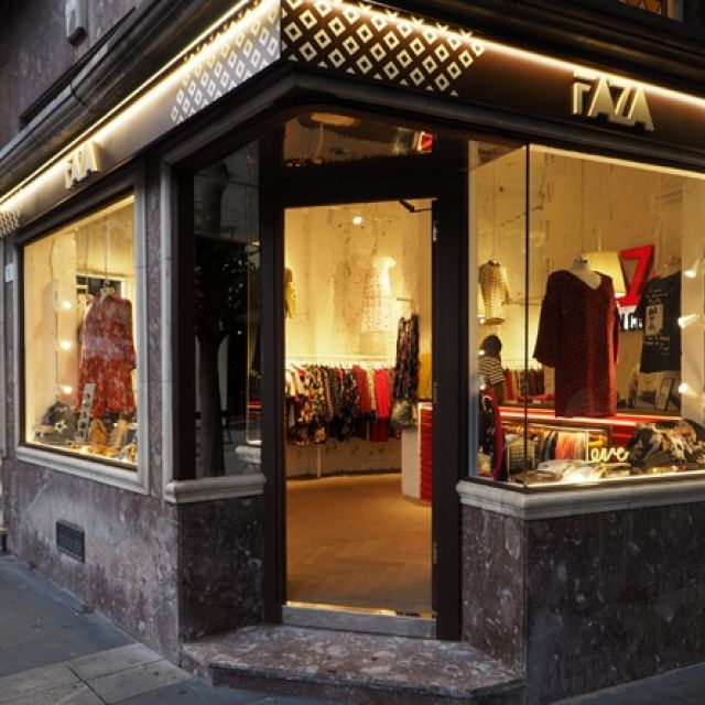 Luminaria Faza Woman Concept